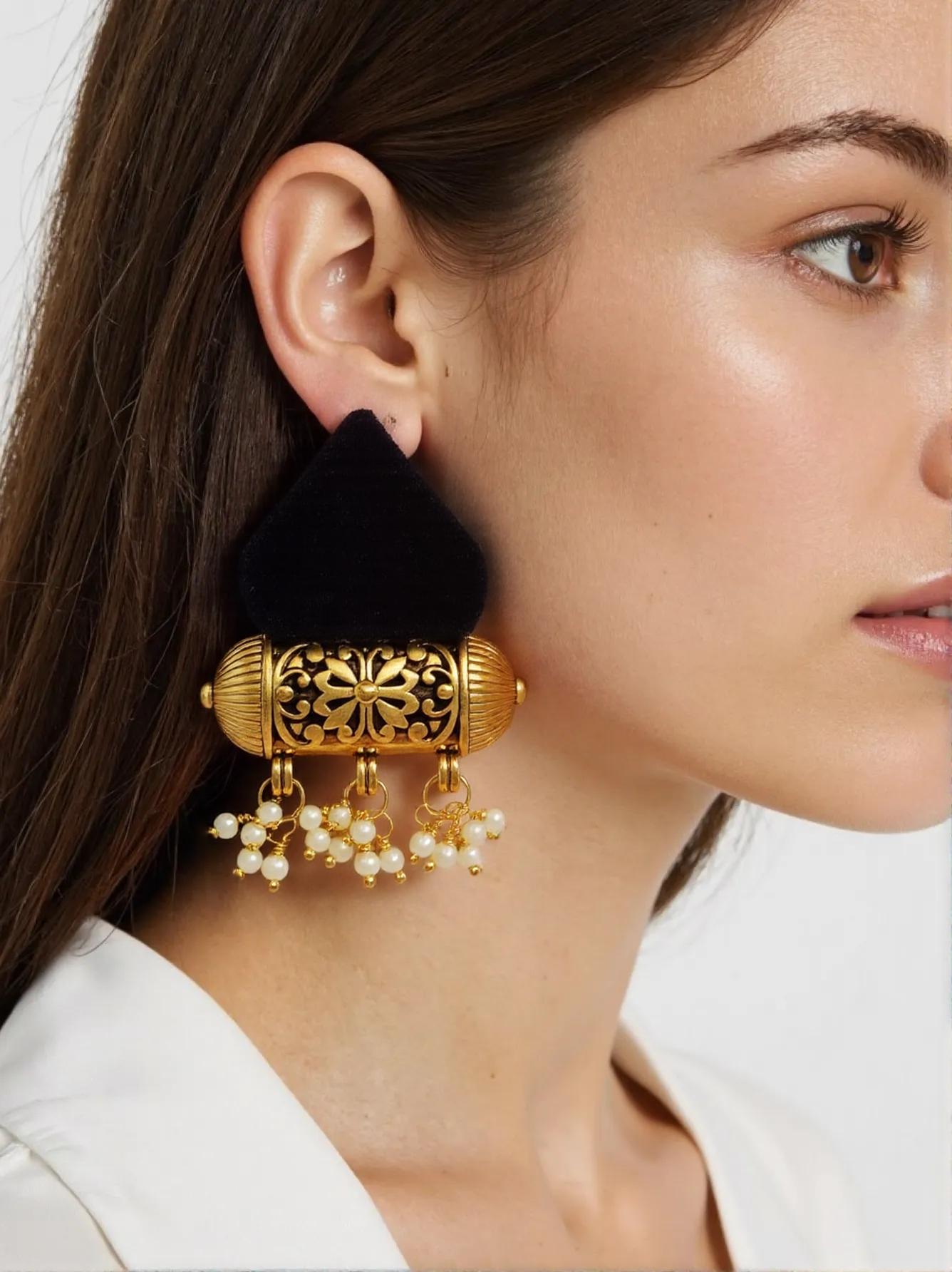 Prisha Earrings