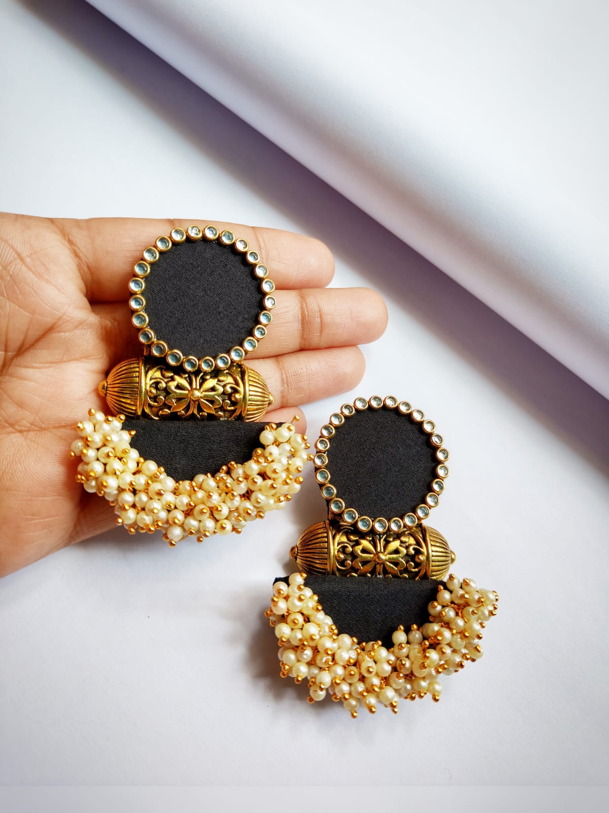 Shivanya Black Earrings
