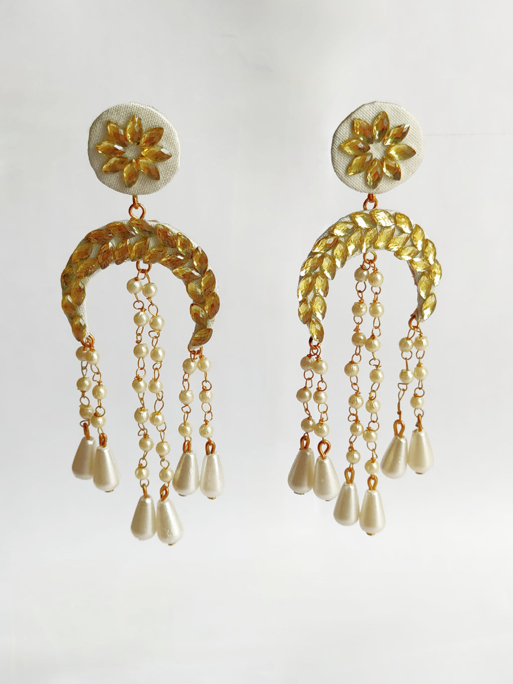 Chandni Off-White Earrings